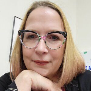 Meet your Posher, Helen